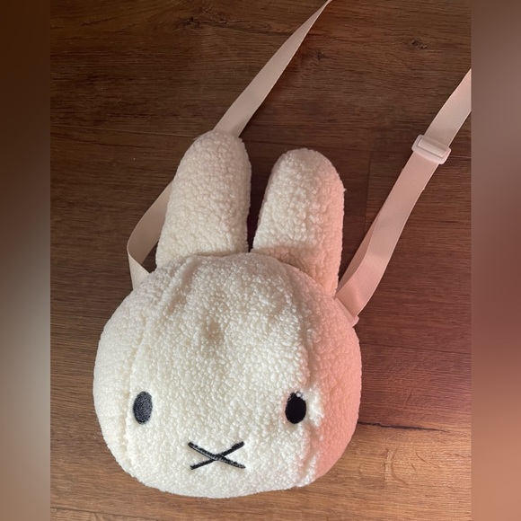 MIFFY-Brand New (NWOT) Fleece Crossbody Handbag-Your Choice White or Pink - Picture 14 of 16